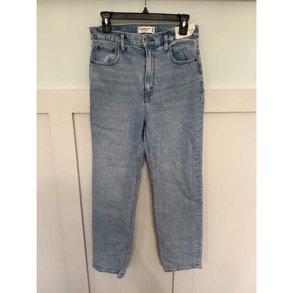 Abercrombie & Fitch NWT The Ankle Straight Ultra High Rise Jeans  8 Long Blue